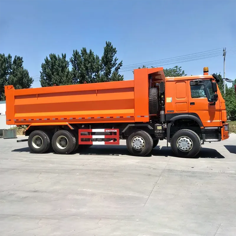 Sinotruk Howo 12 Wheelers Tipper Truck Euro 2 بائیں ہاتھ سے ڈرائیونگ کر رہا ہے۔